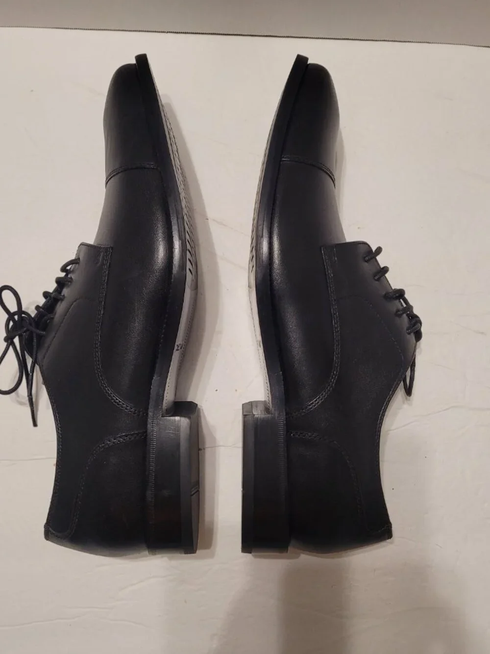 COLE HAAN Men's Dress Shoes Black Leather Lace Up Cap Toe Oxfords Size 10.5M